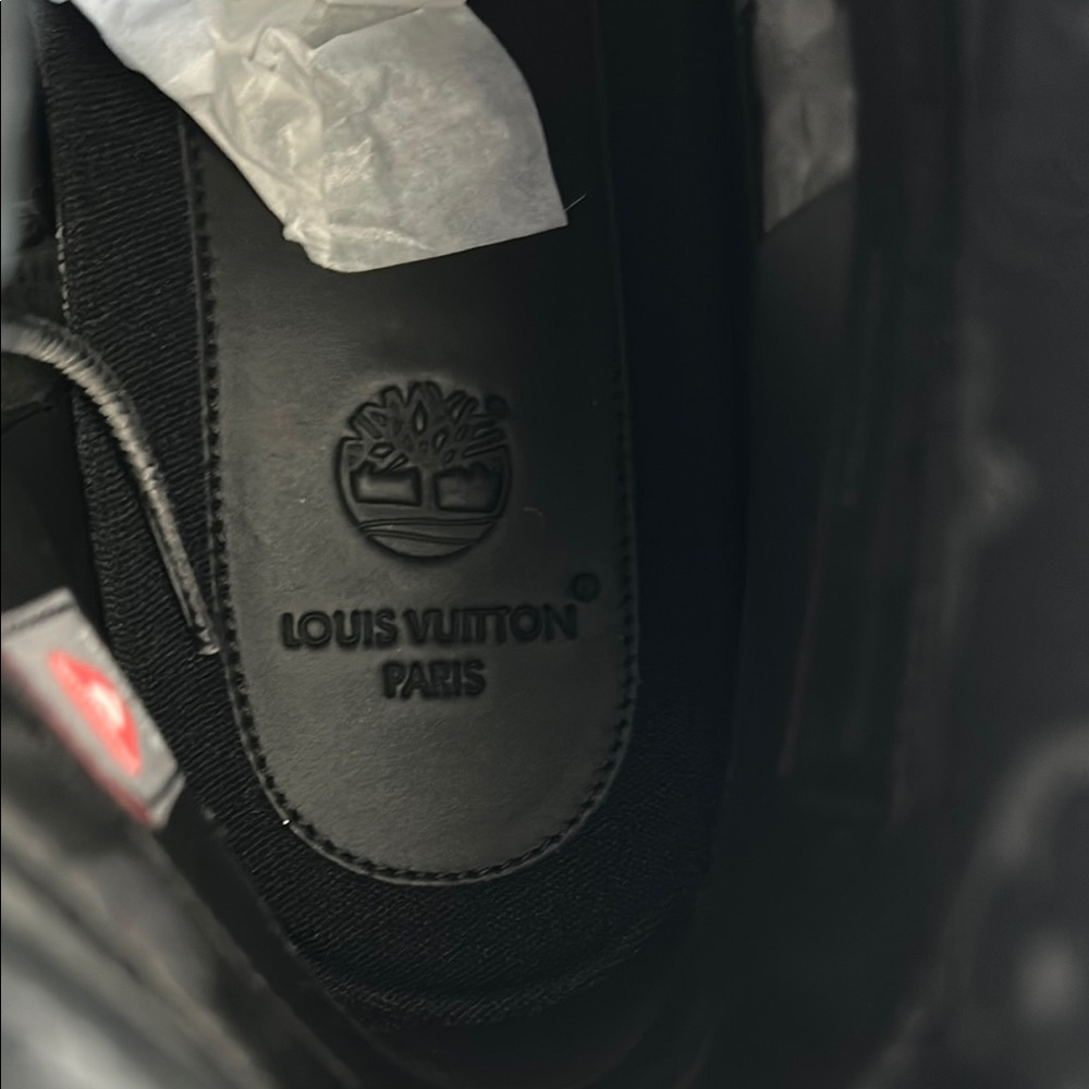Louis Vuitton x Timberland (Limited Edition) - Picture 8 of 10